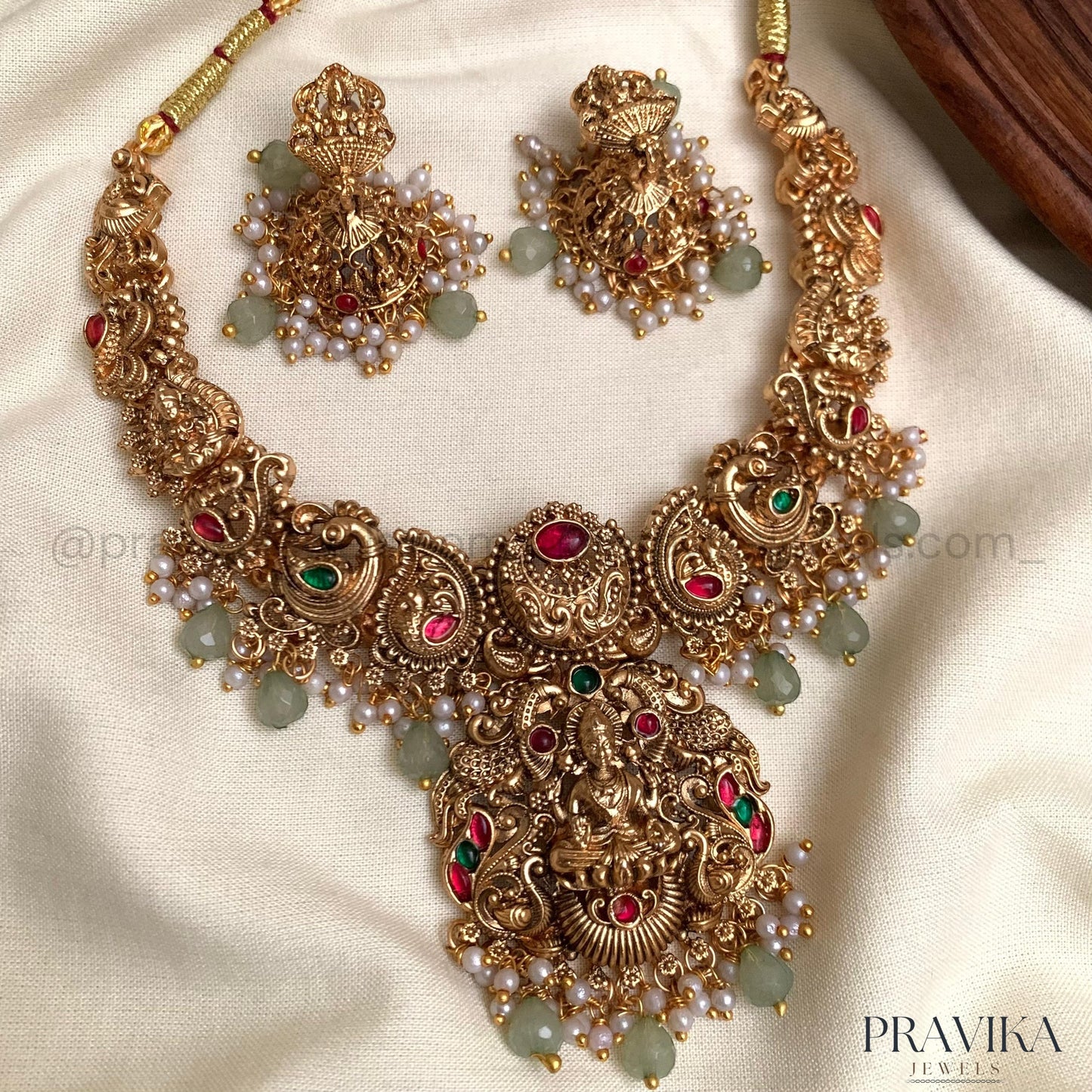Antique Temple Necklace Set AN114