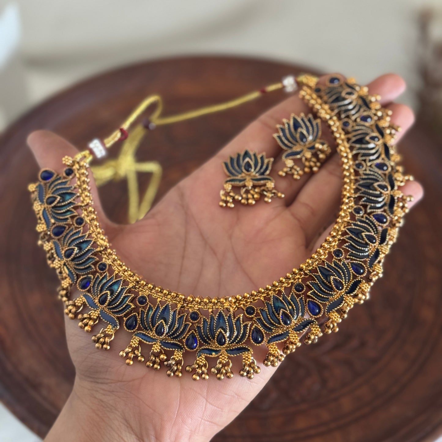 Lotus Design Necklace Set with Earrings AN66