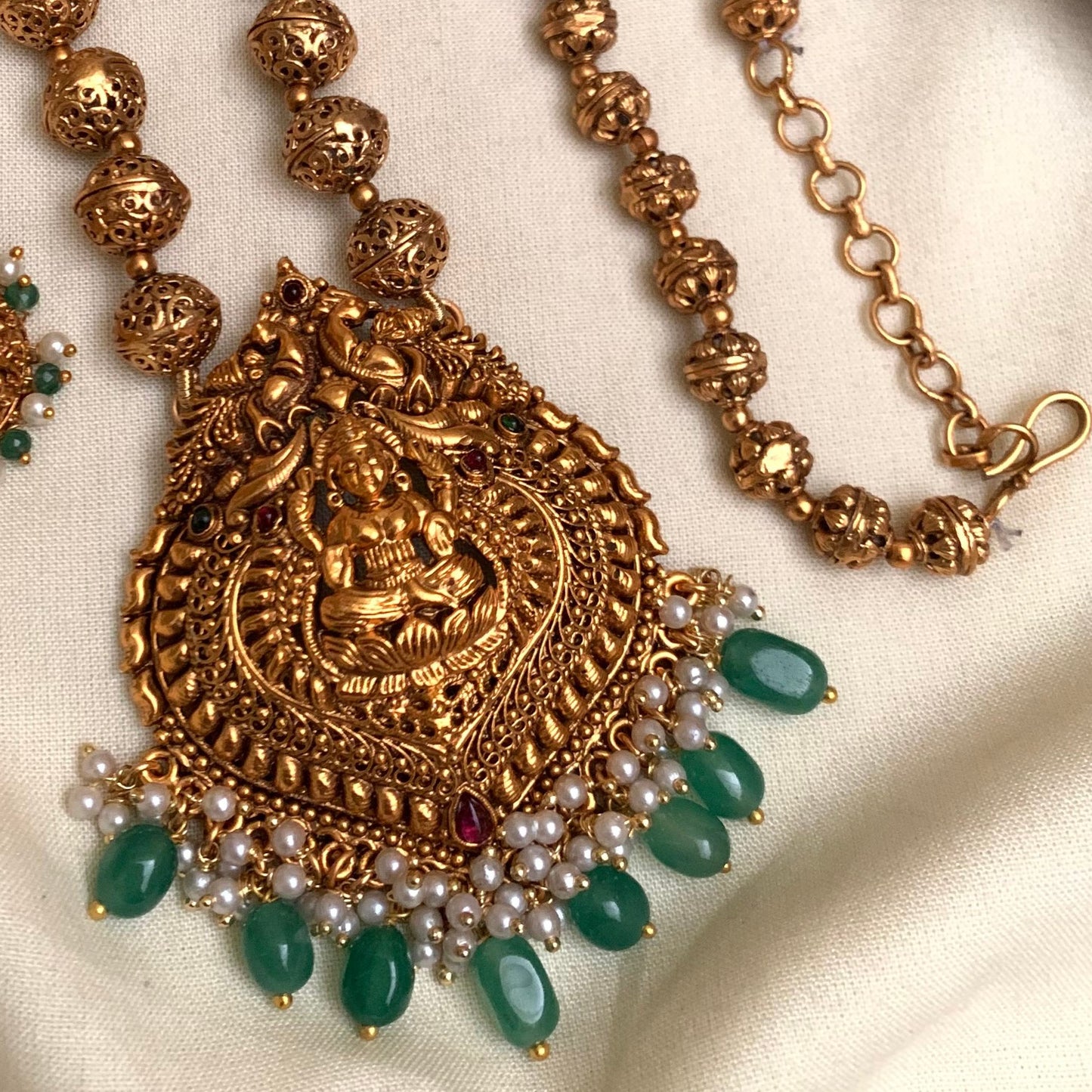 Antique Gold Lakshmi Temple Necklace Set AN35