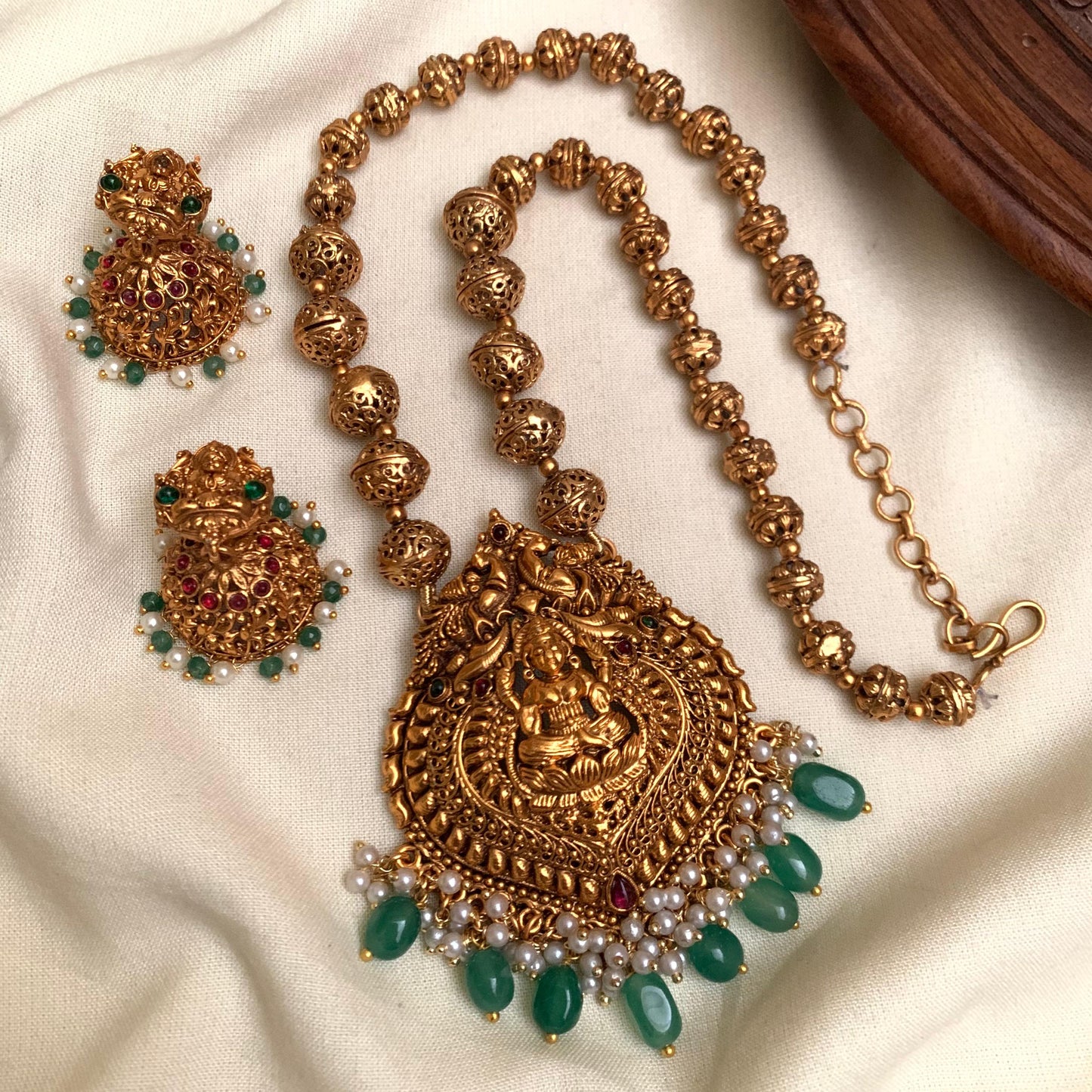 Antique Gold Lakshmi Temple Necklace Set AN35