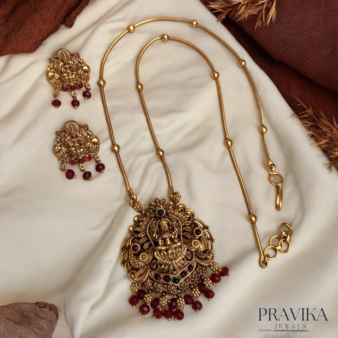 Antique Lakshmi Beaded Chain Pendant Set with Earrings AN94