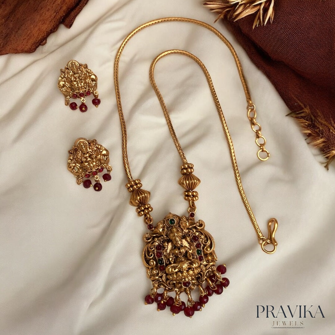Heritage Lakshmi Pendant Chain with Earrings AN97