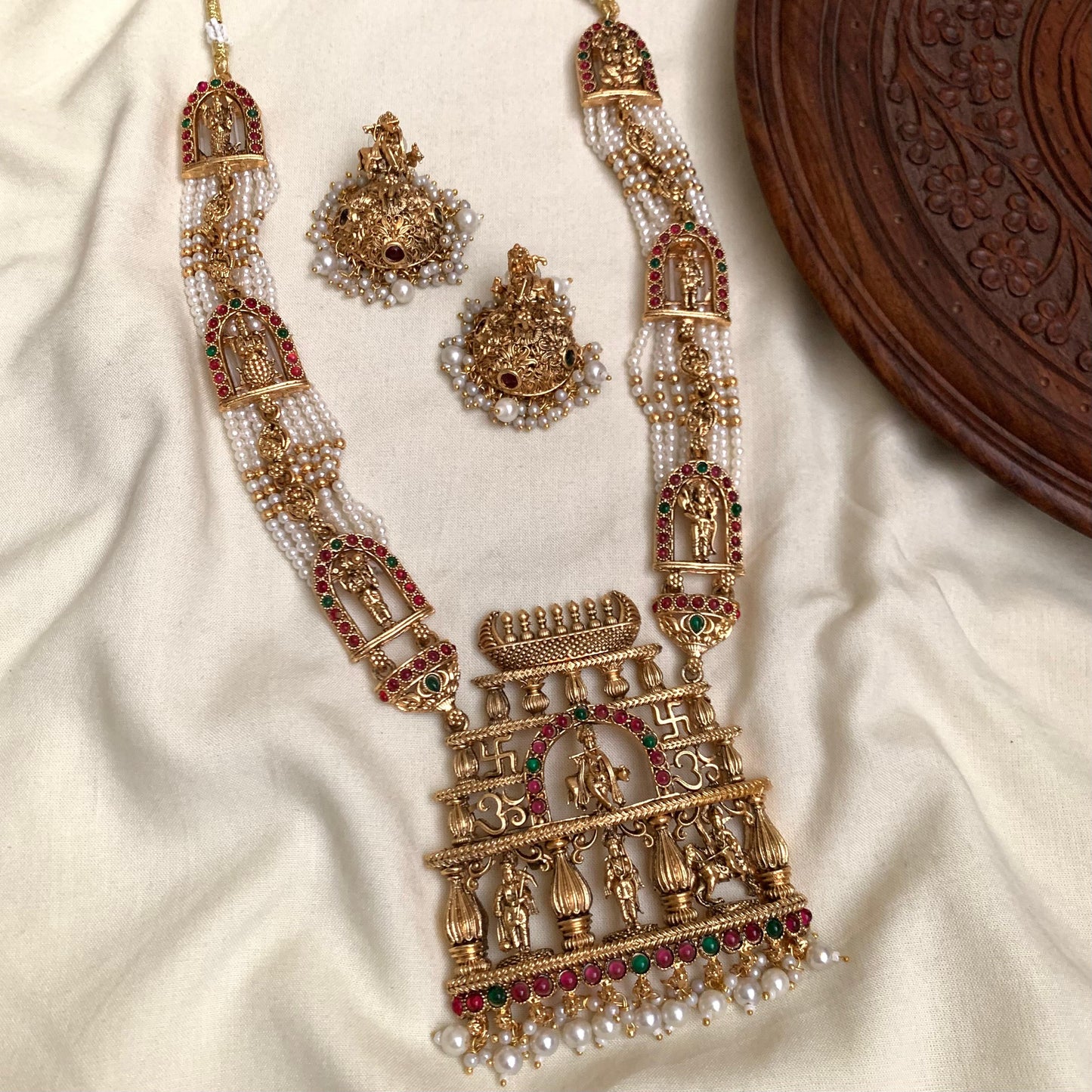 Divya Temple Long Haraam Set with Earrings LH19