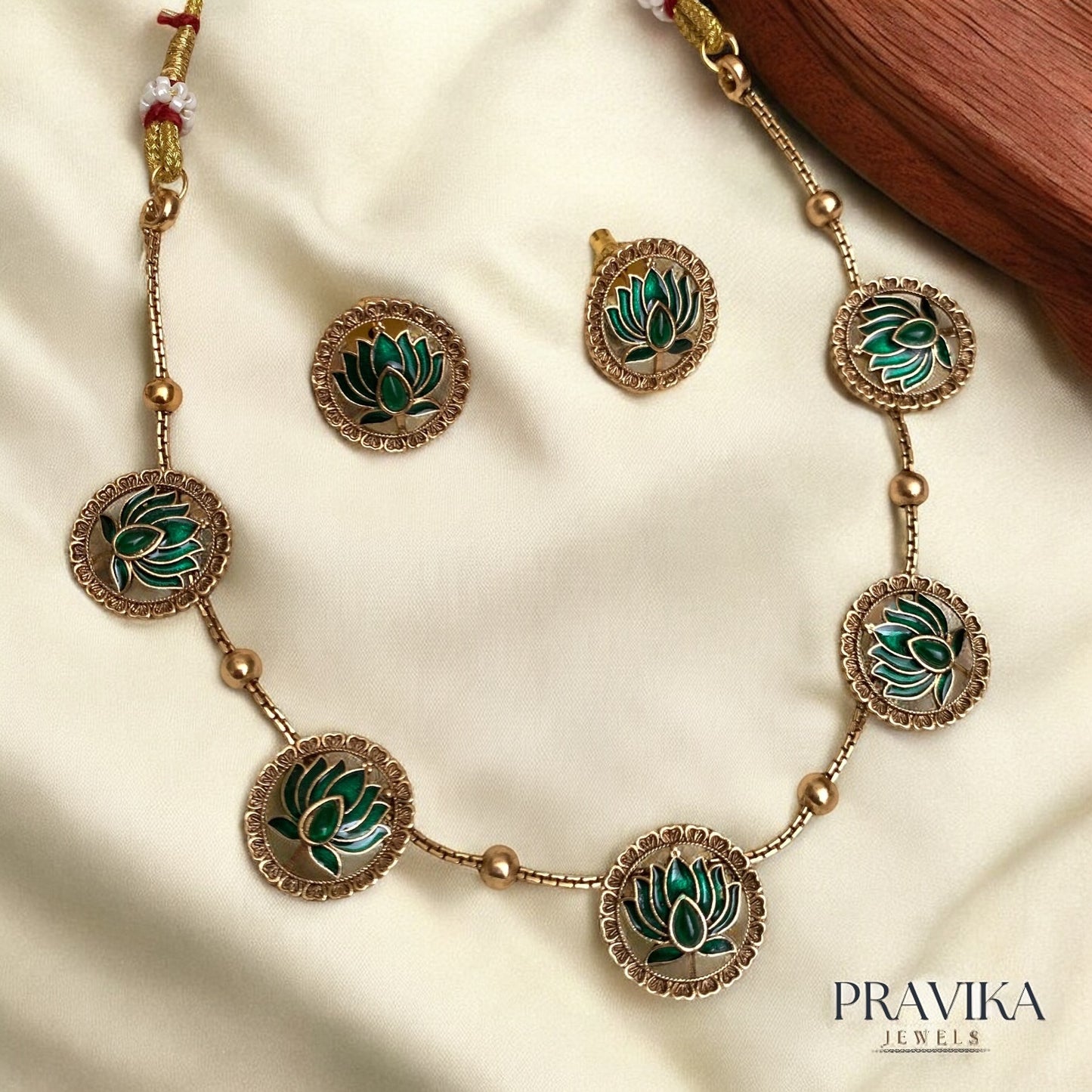 Lotus Enamel Antique Necklace Set AN102