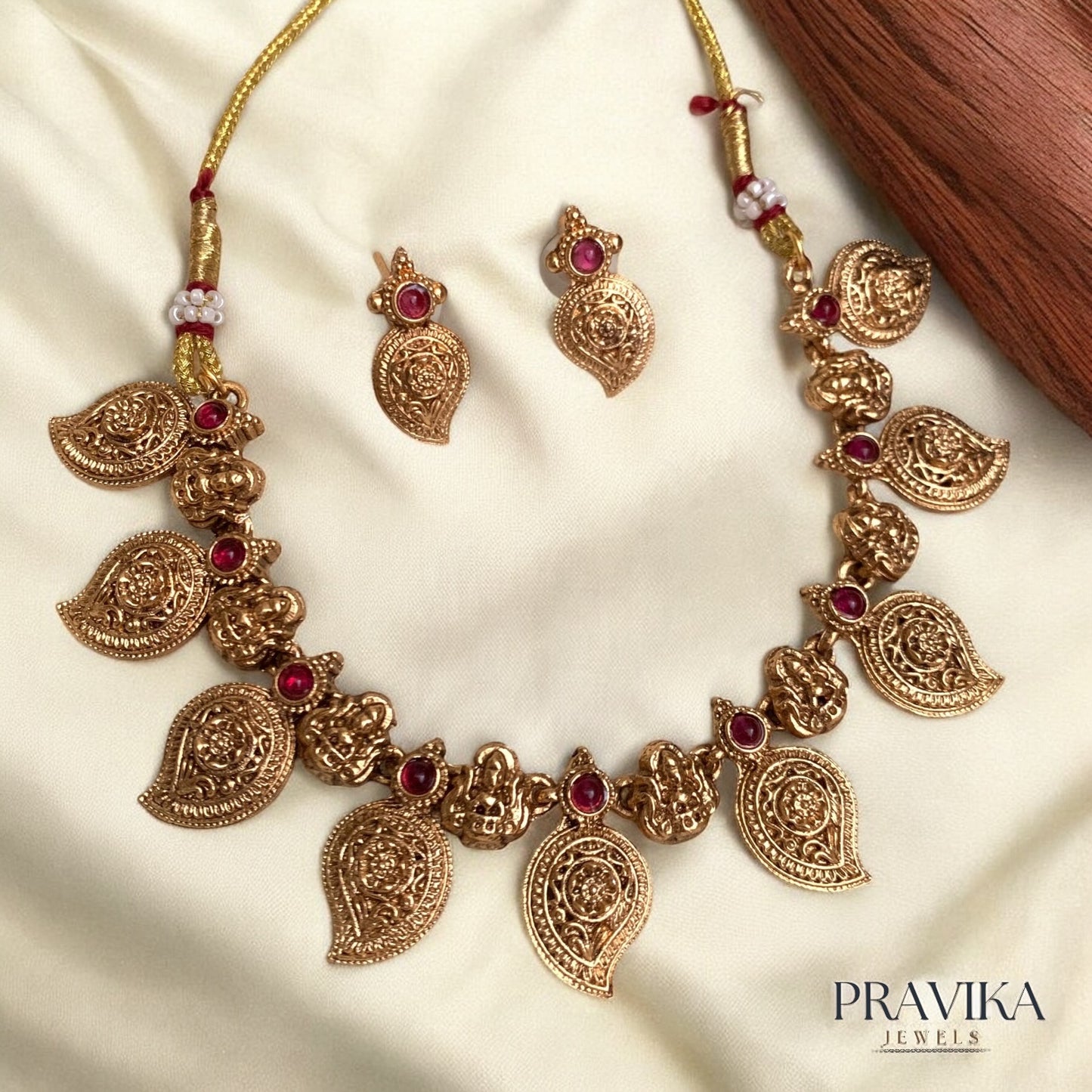 Antique Mango Motif Necklace Set AN103