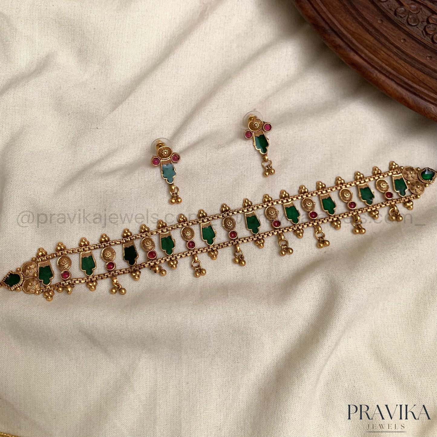 Antique Kemp Choker with Red & Green Stones AN109