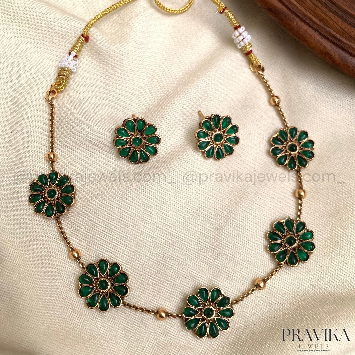 Floral Necklace Set AN110