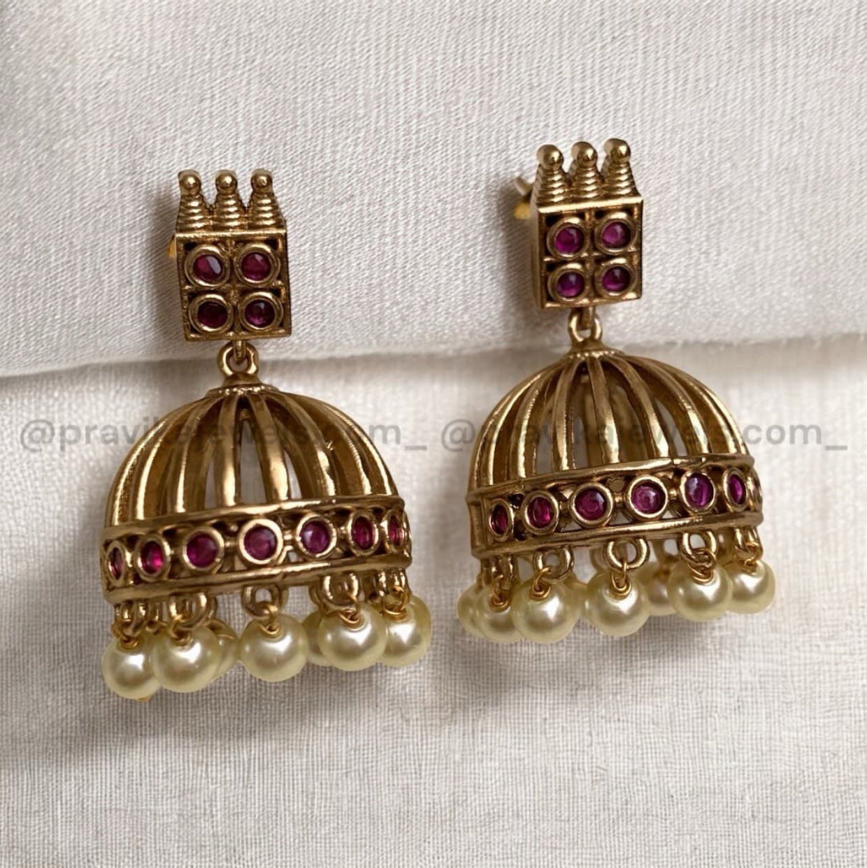Antique Dome Jhumka Earrings AJ04