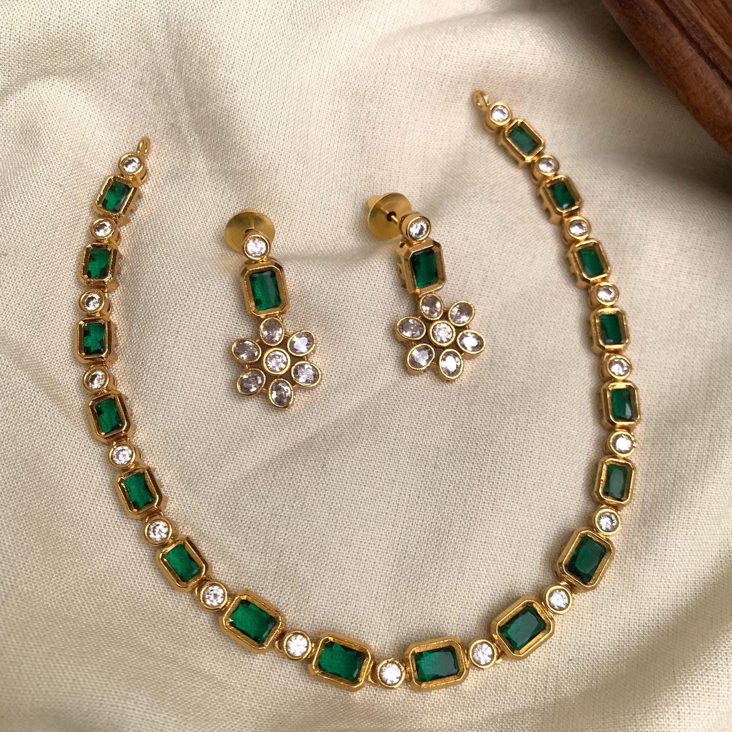 Elegant Square Stone Necklace Set with Earrings AN65
