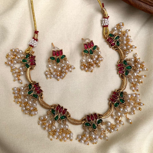 Handcrafted Pearl Cluster Necklace Set AN31