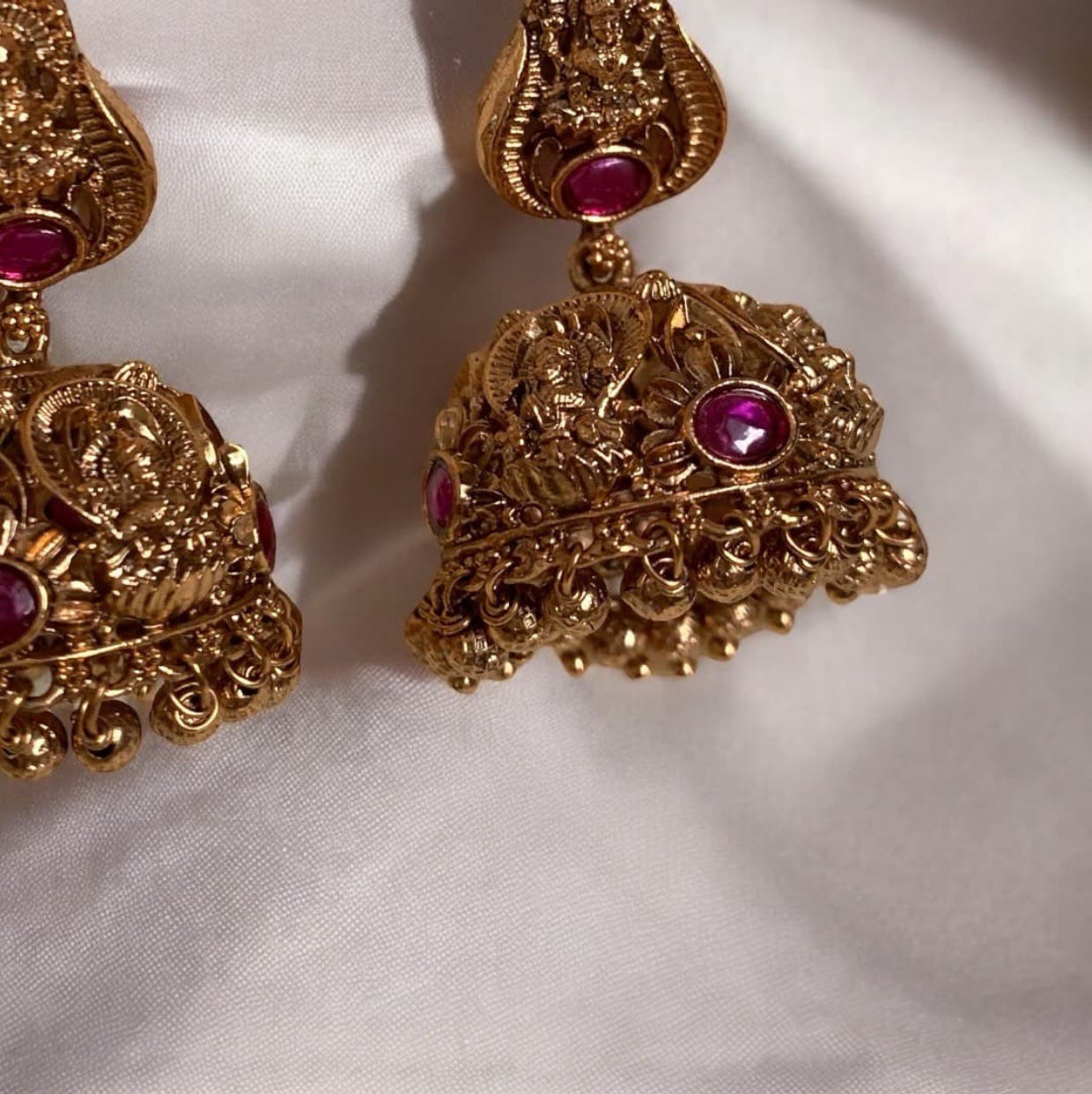 Antique Jumka AJ03