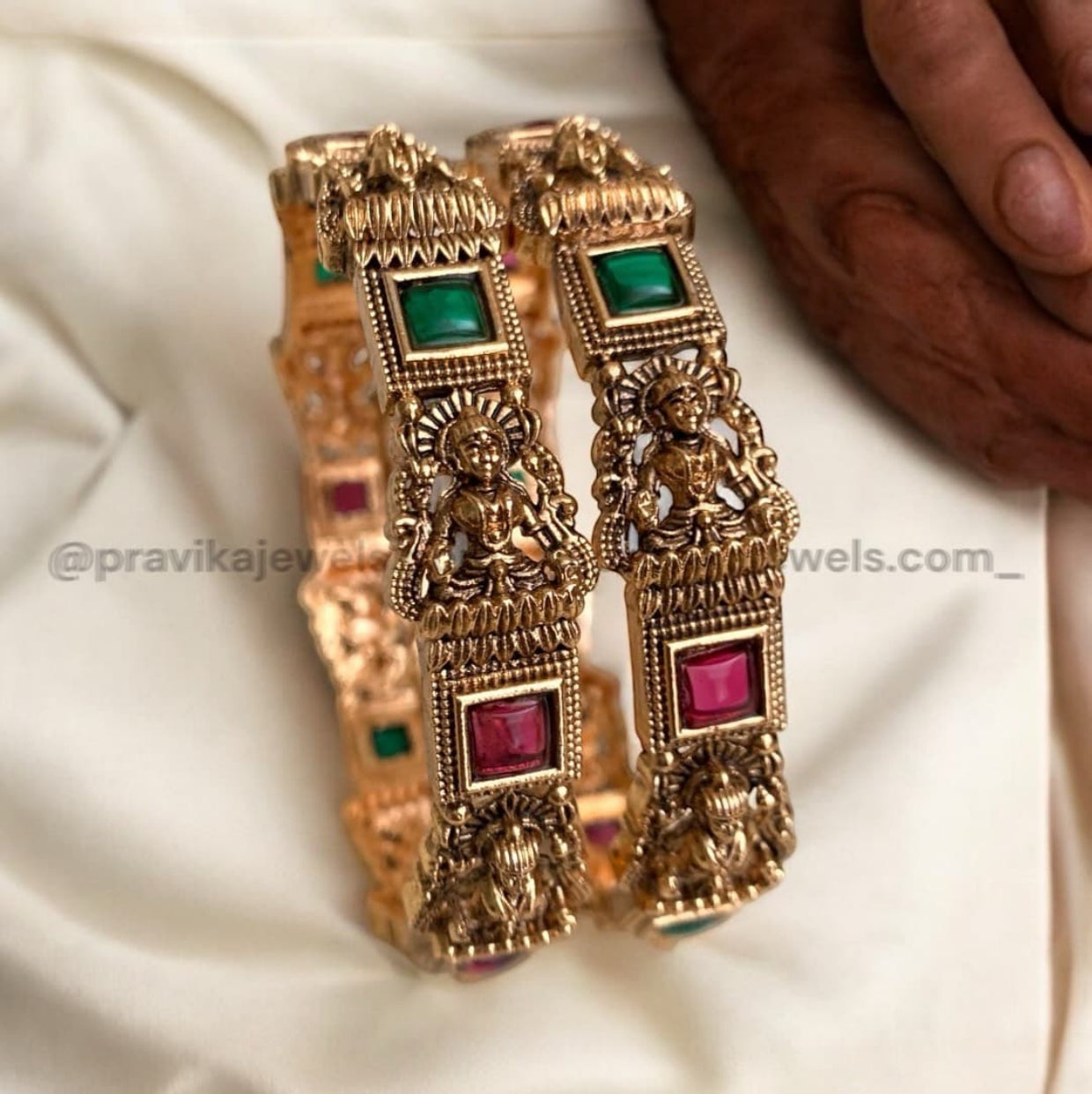 Antique Temple Bangles AB08