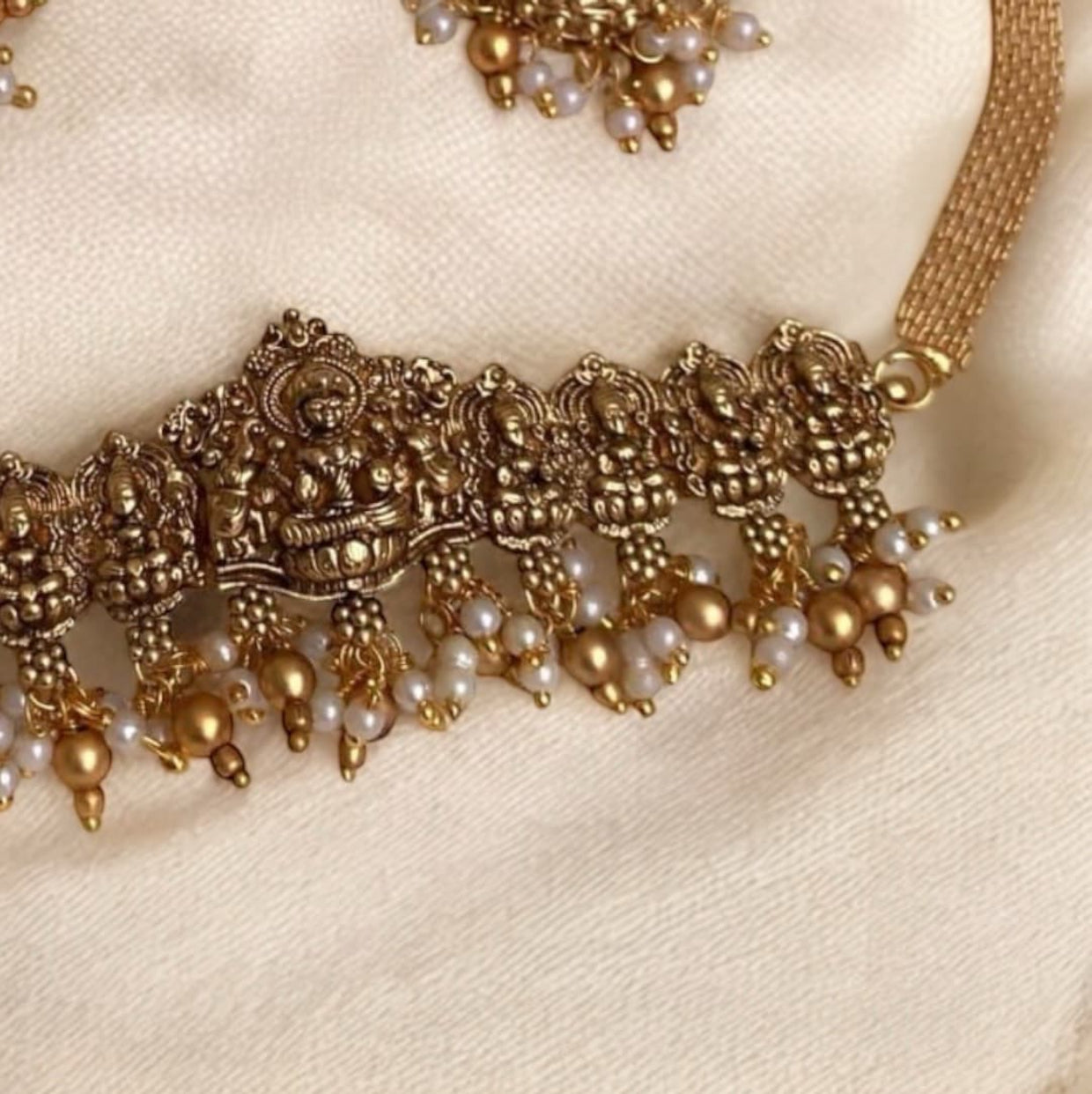 Antique Lakshmi Choker Set with Matching Jhumkas AN21