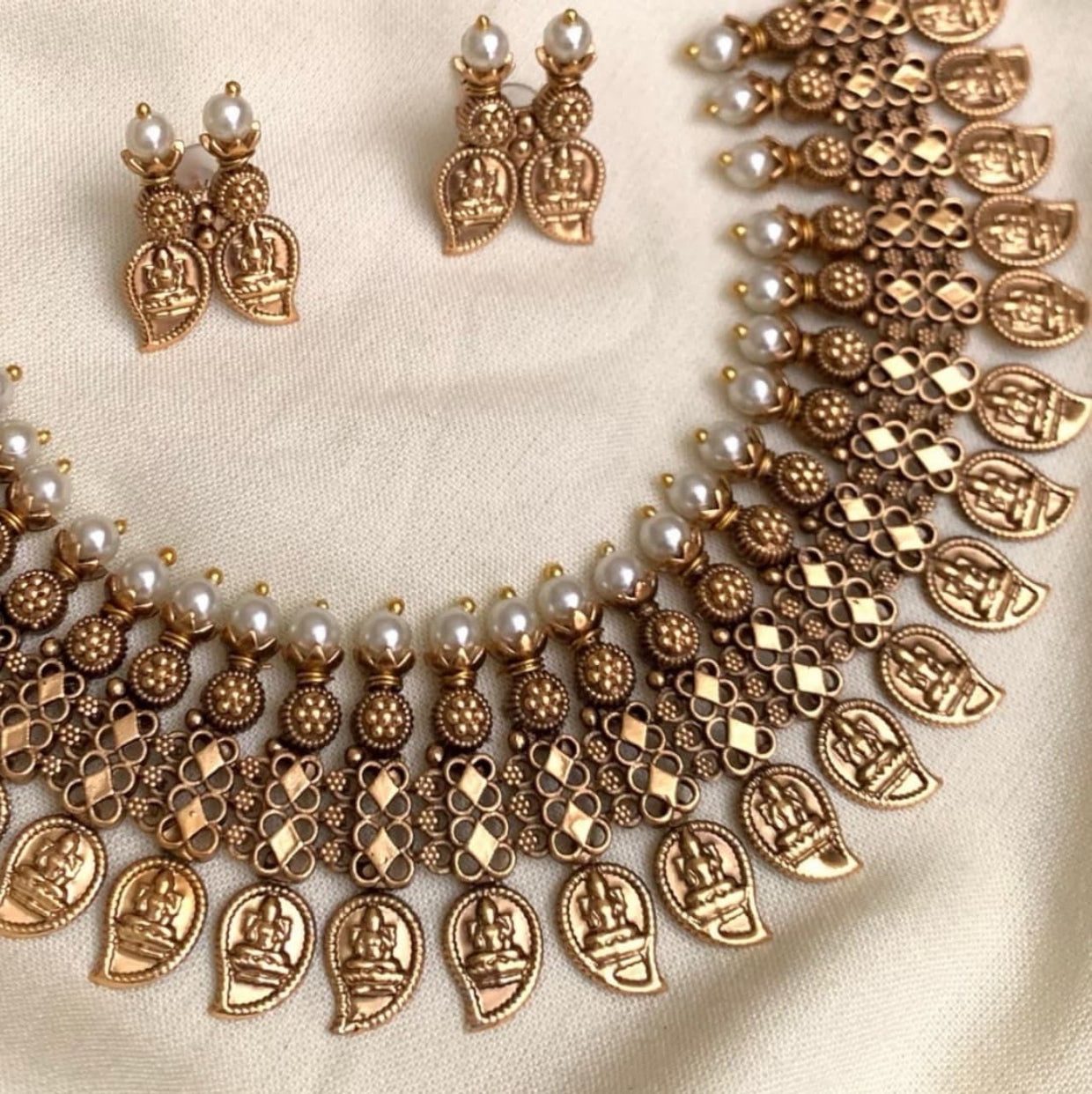 Lakshmi Pearl Temple Antique Necklace Set AN22