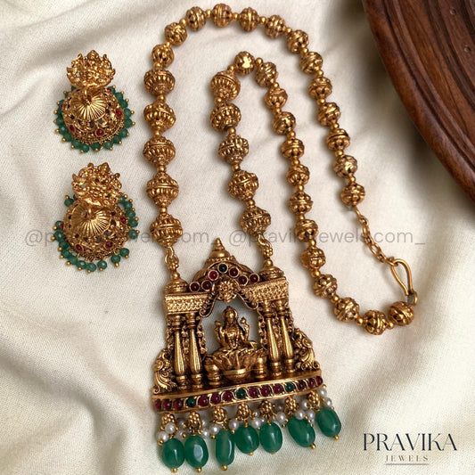 Antique Lakshmi Temple Pendant Set AN125