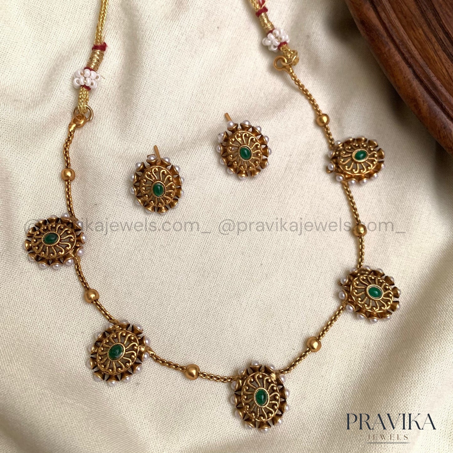 Antique Round Coin Necklace Set AN131