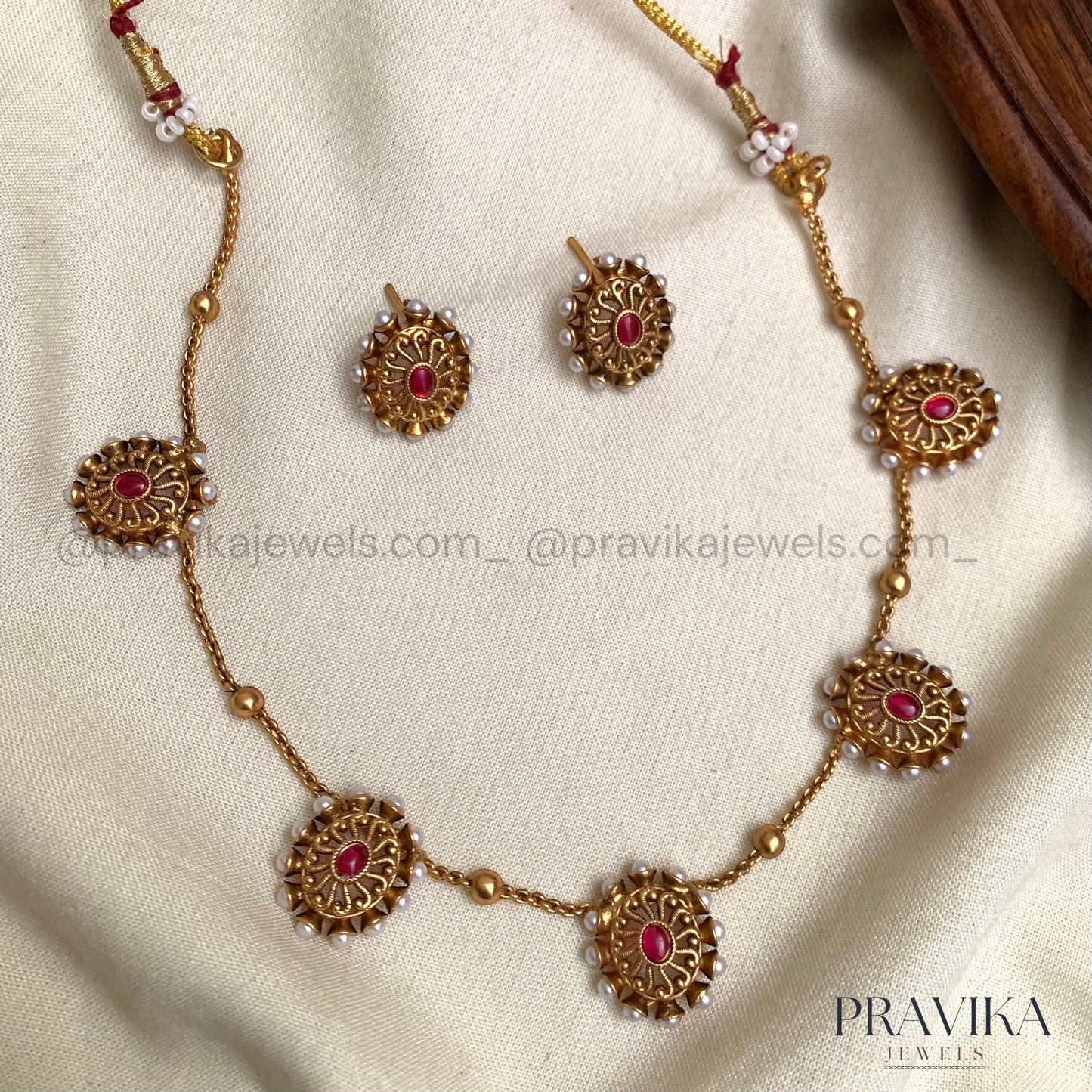 Antique Round Coin Necklace Set AN131