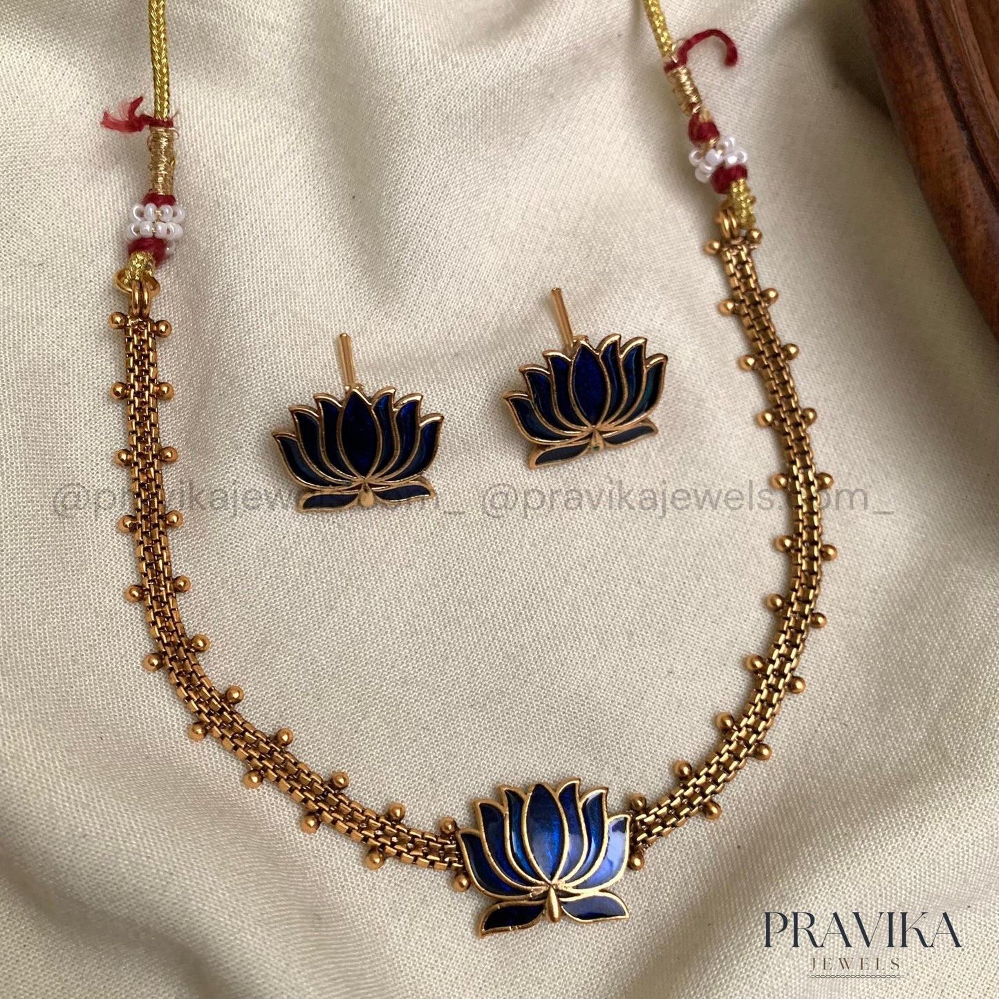 Antique Lotus Enamel Necklace Set AN134