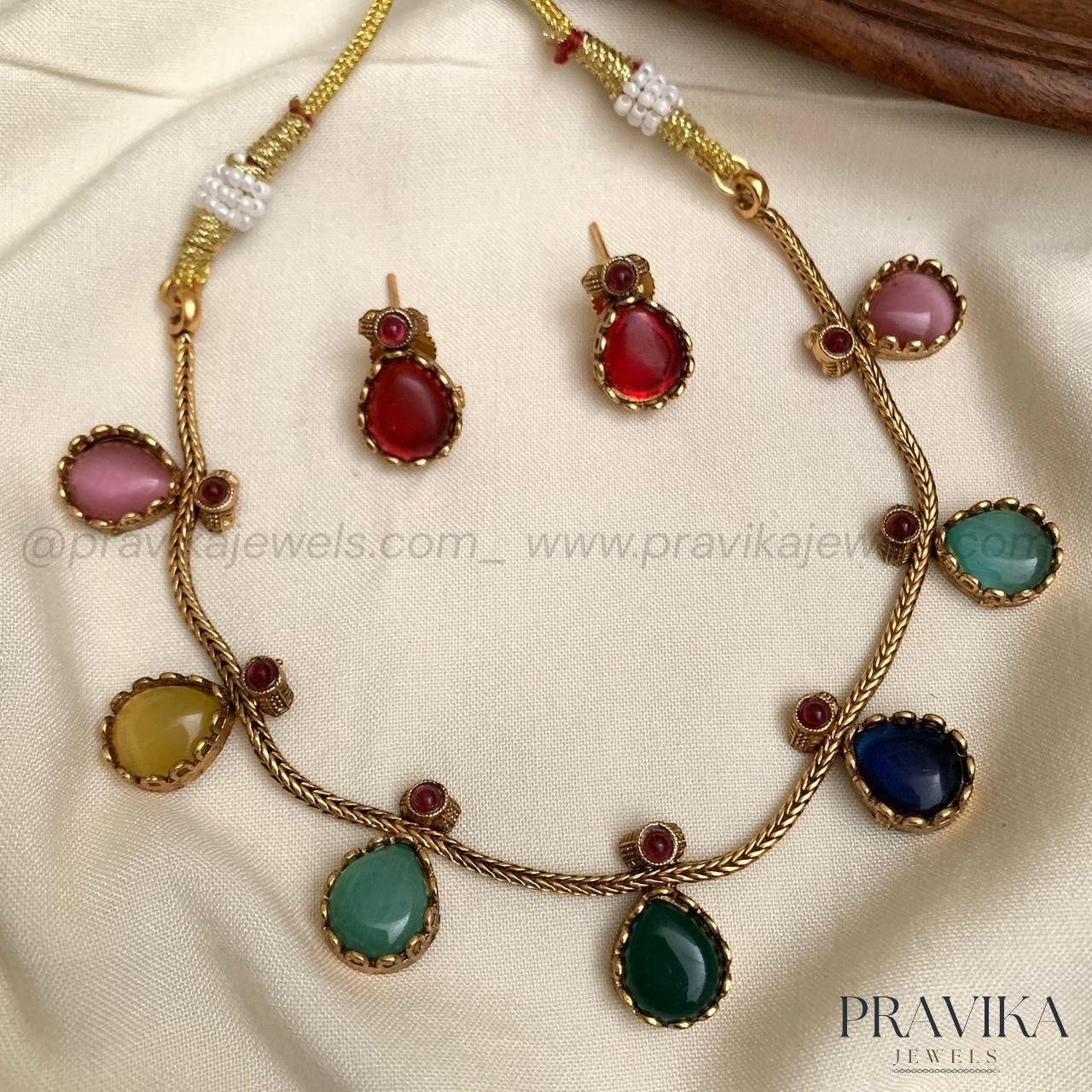 Multi-Colour Teardrop Stone Necklace Set AN147