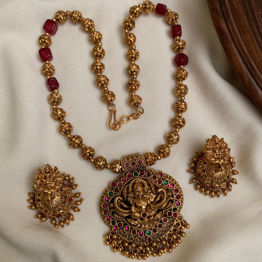 Traditional Temple Pendant Necklace Set AN172