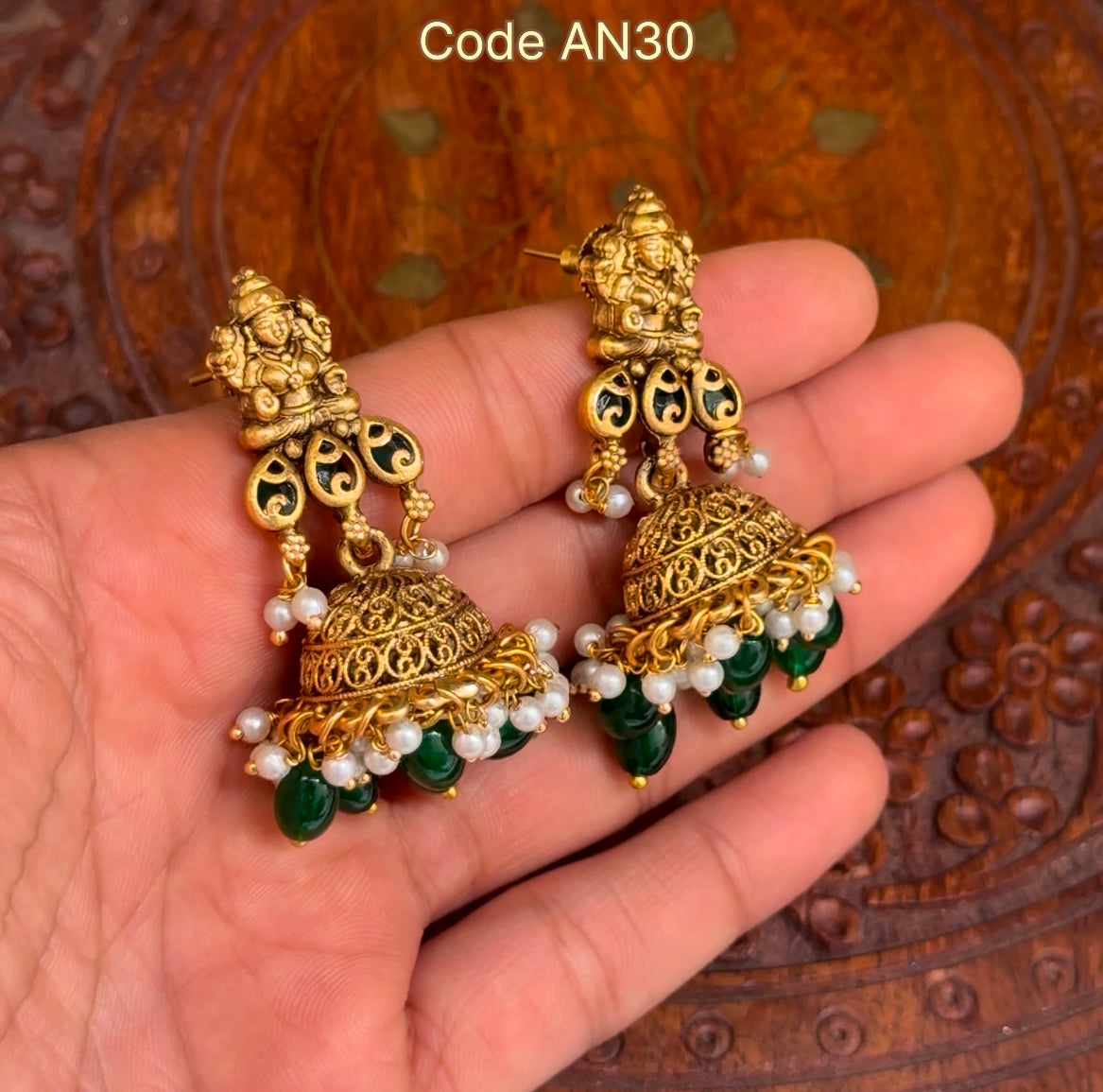 Antique Lakshmi Choker Set with Earrings AN30