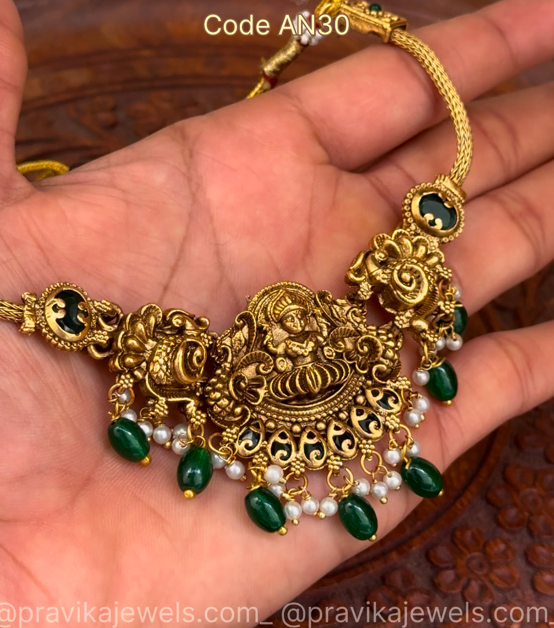 Antique Lakshmi Choker Set with Earrings AN30