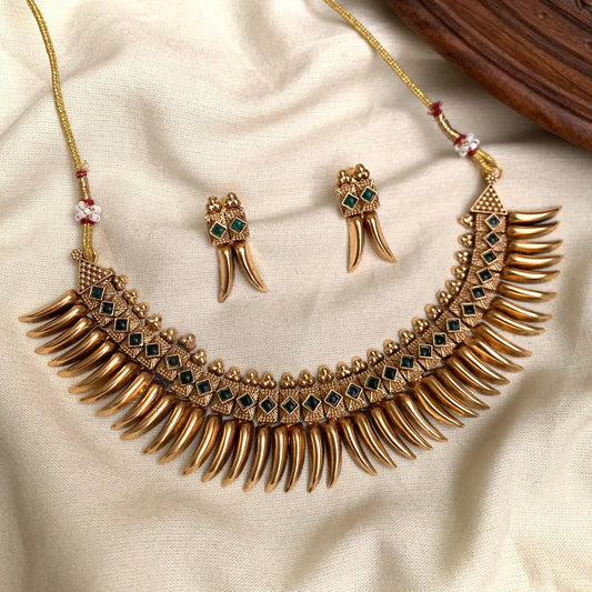 Antique Temple Style Tholu Bommalata Necklace Set AN69