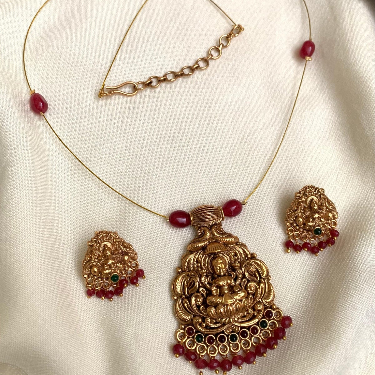 Invisible Lakshmi Temple Necklace Set IN16
