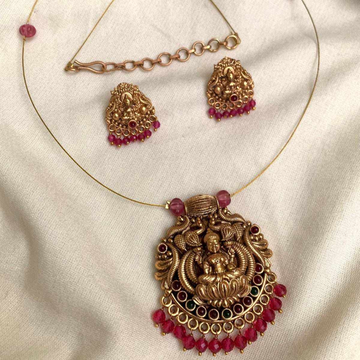 Invisible Lakshmi Temple Necklace Set IN17