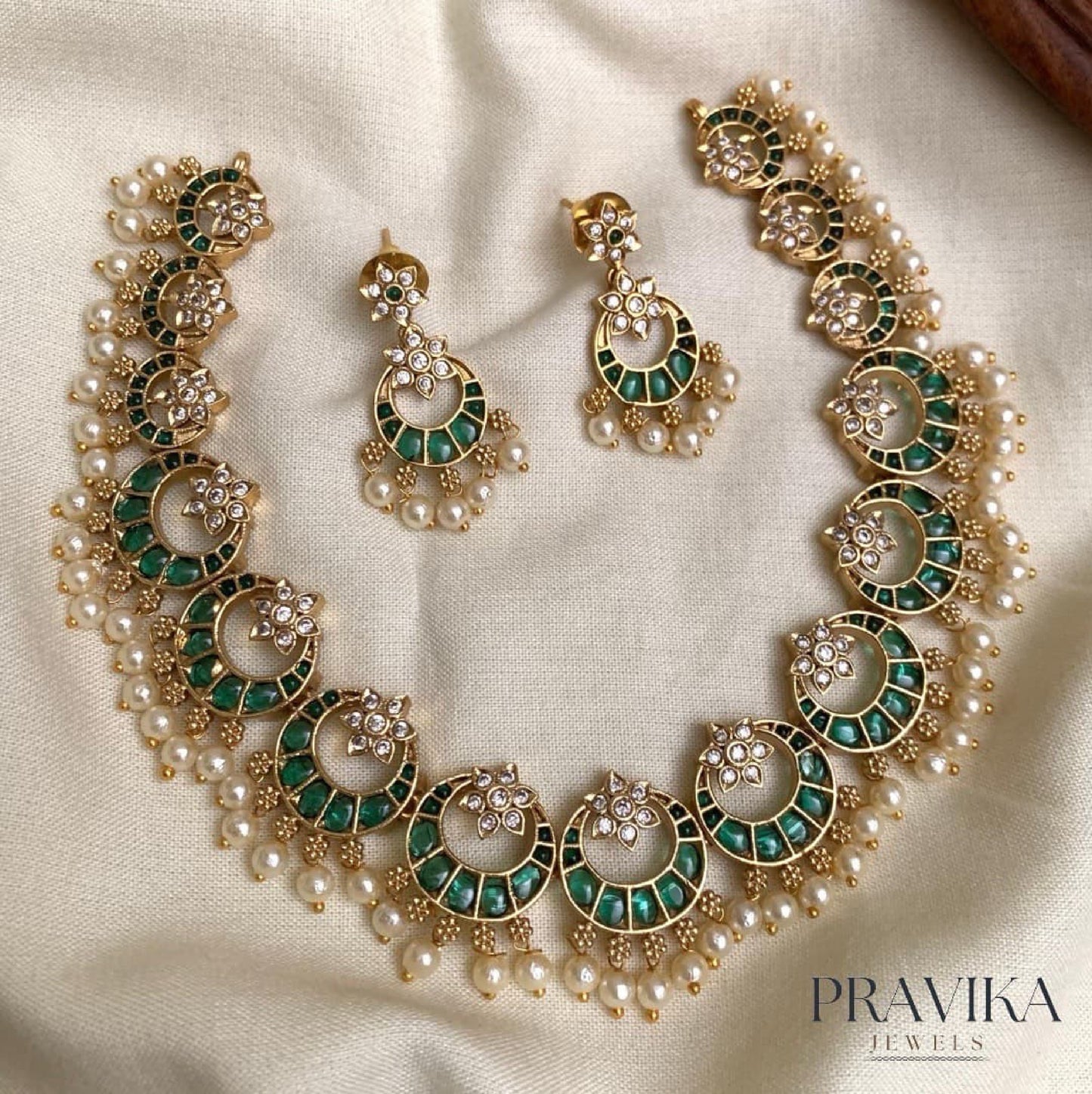 Pearl Drop Kundan Choker Necklace Set AN25