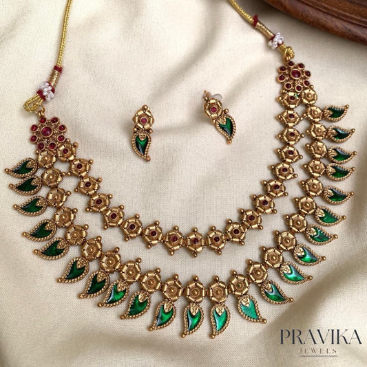 Floral Paisley Antique Necklace Set AN26