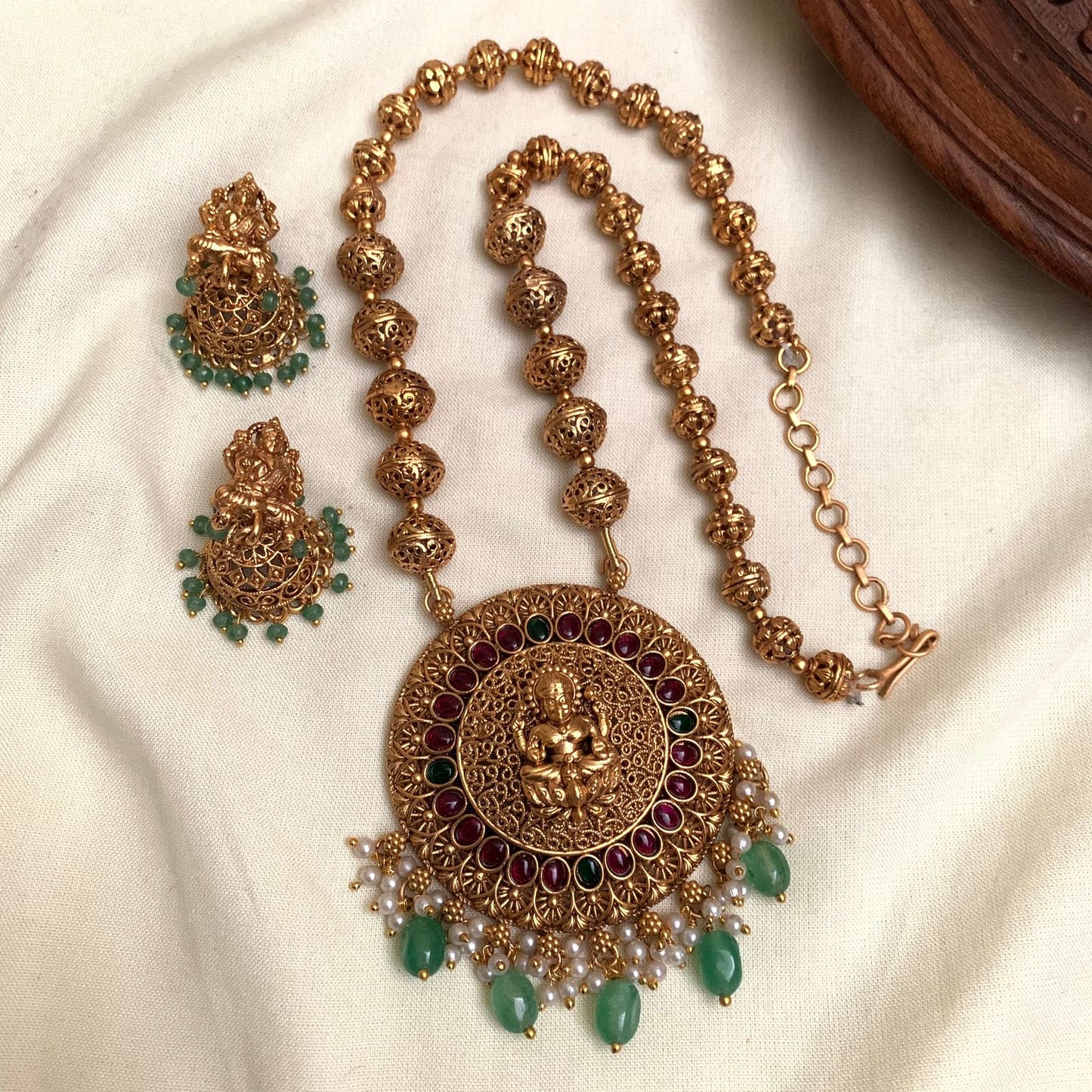 Antique Lakshmi Round Temple Necklace Set AN52