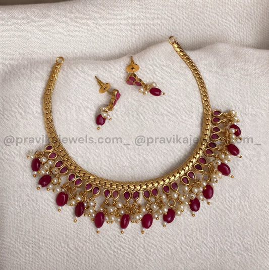Antique Necklace AN02