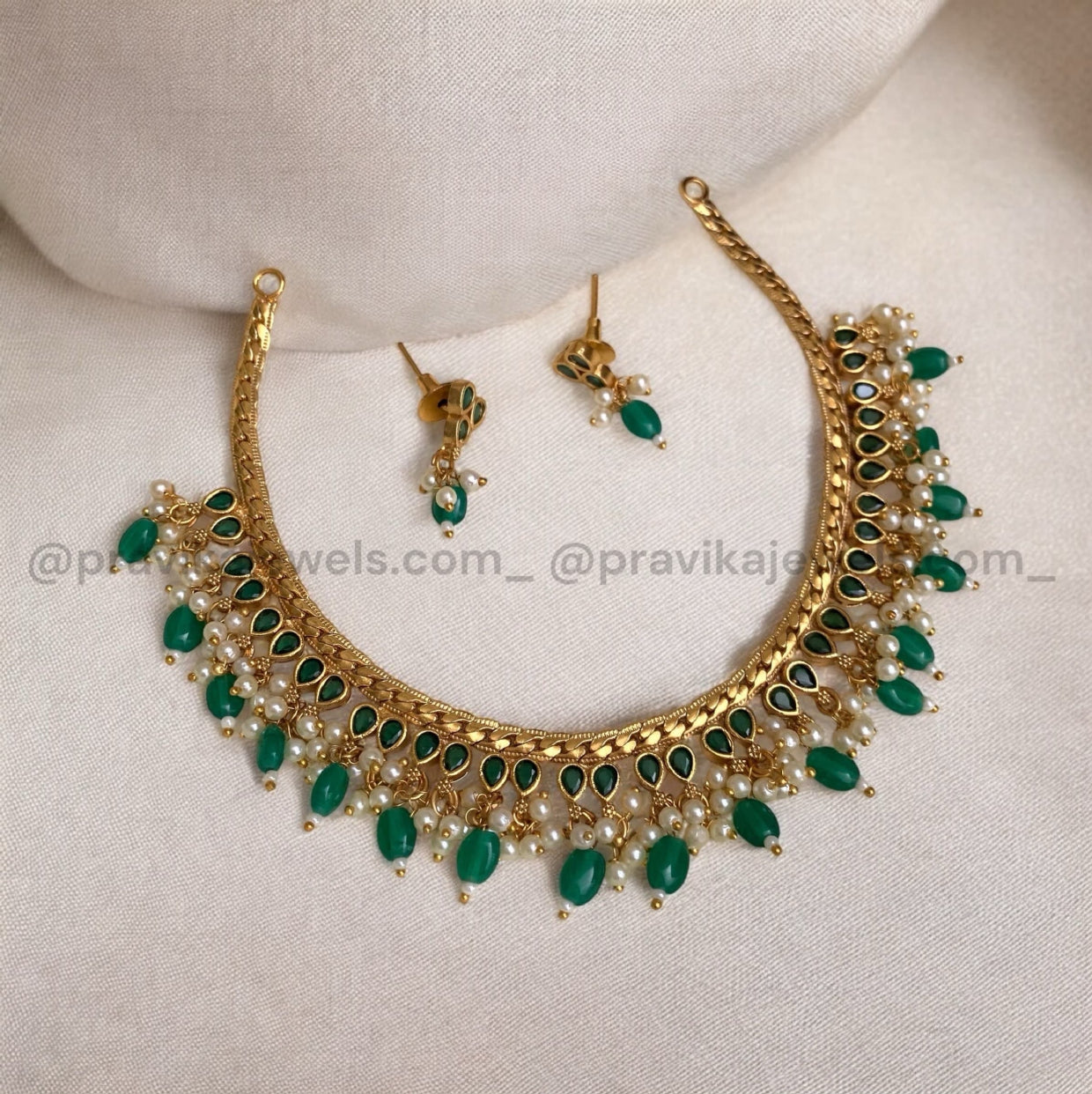 Antique Necklace AN02